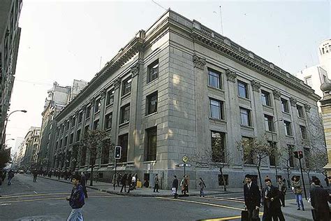 Banco Central: Chile registró un déficit comercial de US ...