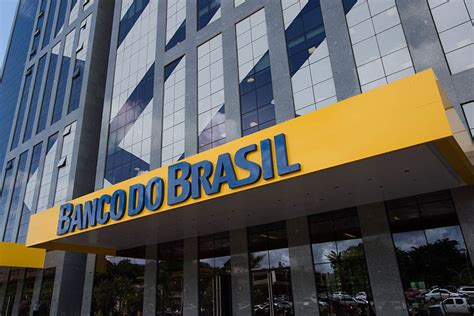 Banco do Brasil anuncia corte em cargos de direção