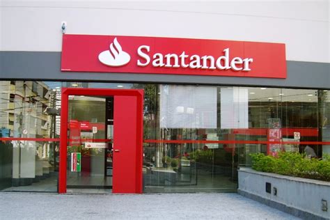 Banco Santander SA Shares Fall After Stock Sale