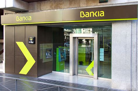 Bankia captó un 5 % más de clientes con nómina el año ...