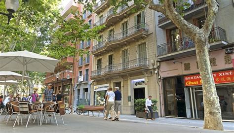 Barcelona bans new hotels in city centre | CTV News