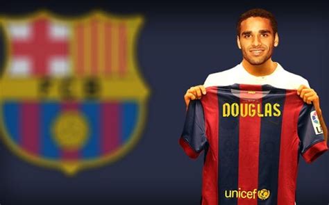 Barcelona confirm capture of right back Douglas | barca ...