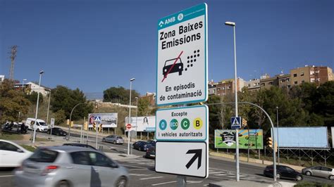 Barcelona multará con 100 euros a los coches que eludan la ...