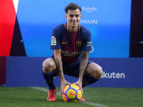 Barcelona officially unveil Philippe Coutinho FOX Sports ...