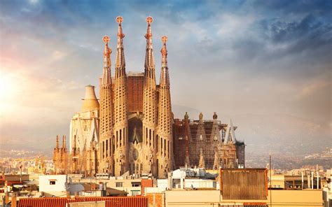 Barcelona s Sagrada Familia Expected to Finish in 2026 ...