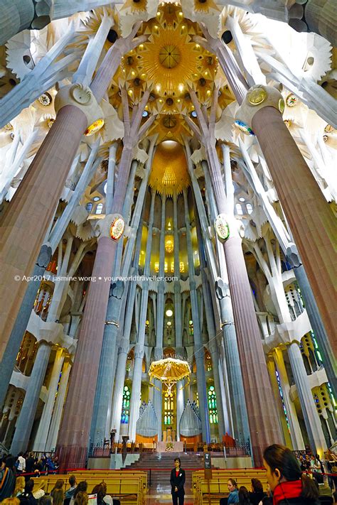 Barcelona: Sagrada Familia | Your World Traveller