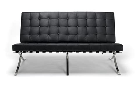 Barcelona sofa by Mies Van Der Rohe: Designer Sofas