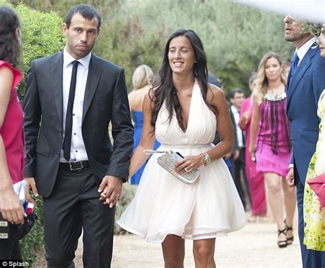 Barcelona stars at team mate Xavi s wedding | Daily Mail ...