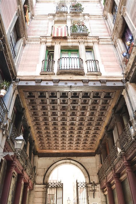 Barri Gotic, the most charming quarter in Barcelona ...