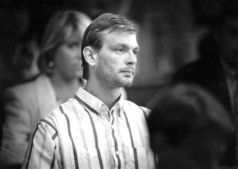 [base talk] Is Jeffrey Dahmer attractive???   Base   ATRL