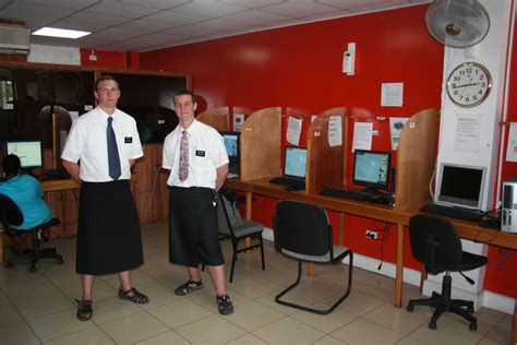 BBC   Internet Café Hobo: SUVA, FIJI: MISSIONARIES USE ...