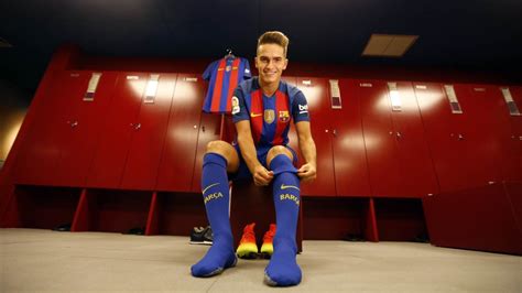 BEHIND THE SCENES: Denis Suárez is back home   YouTube