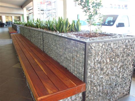 bench planter design