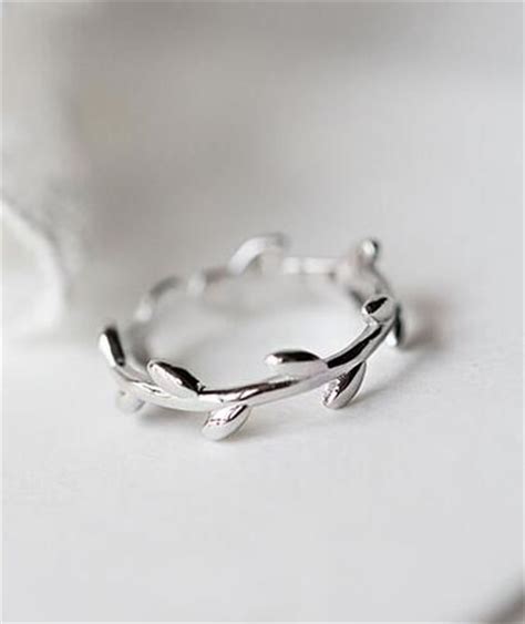 Best 20+ Leaf Ring ideas on Pinterest | Pretty rings ...
