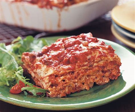 Best 25+ Meat lasagna recipes ideas on Pinterest