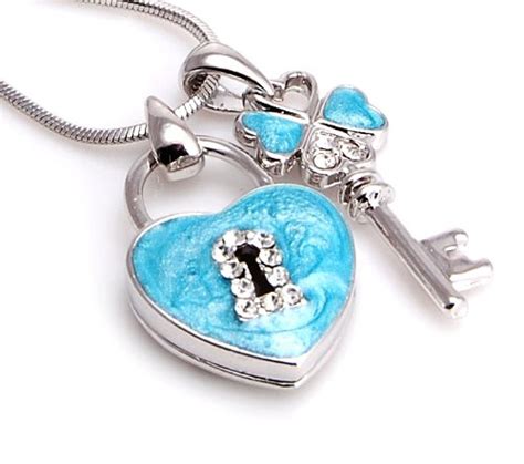 Best necklaces for teen girls