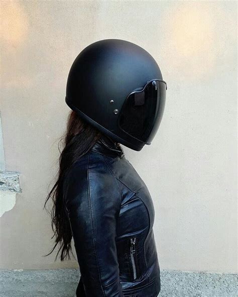 Best Womens Motorcycle Helmets in 2017 | Womens motorcycle ...