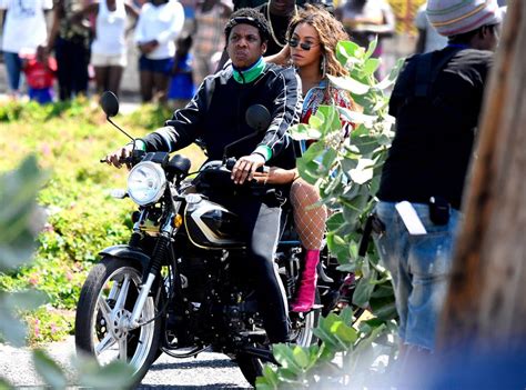 Beyonce and Jay Z  On The Run  in Jamaica
