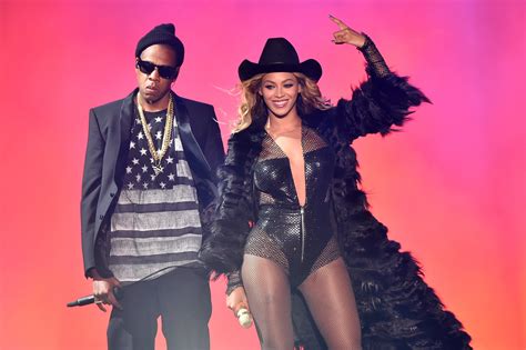 Beyoncé and Jay Z Share New Images of Sir and Rumi Carter ...