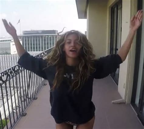Beyonce Goes Without Pants, Has Epic Hotel Party in  7/11 ...