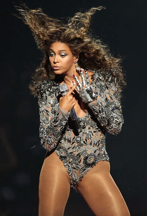 Beyonce Knowles in 2009 MTV Video Music Awards   Show   Zimbio