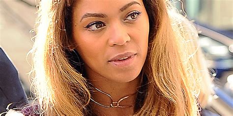 Beyonce Rocks Some Very Short Bangs | HuffPost