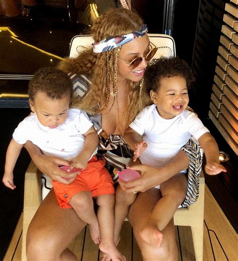 Beyoncé Shares Photos Of Sir & Rumi Carter From Family ...
