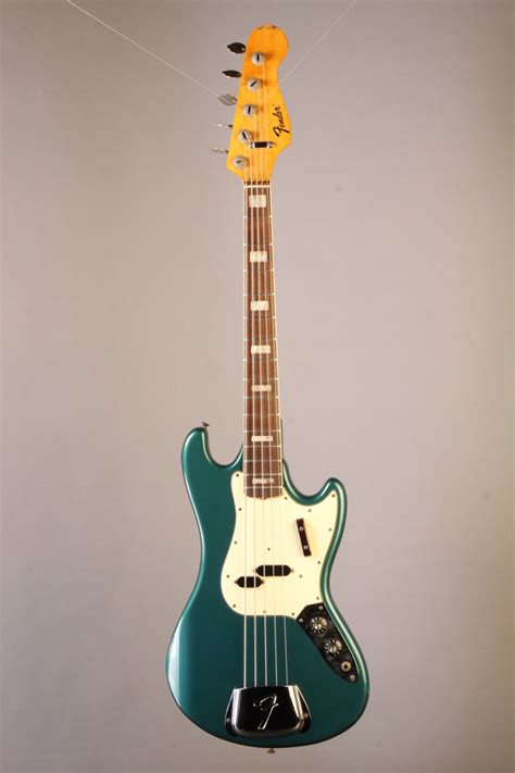 BF3048 Fender Bass V 1971
