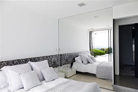 Big Interior Design Ideas for Small Bedroom Spaces | My ...