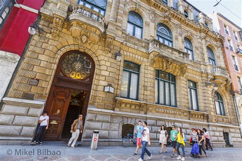 Bilbaopedia   archivo y biblioteca municipal de Bidebarrieta