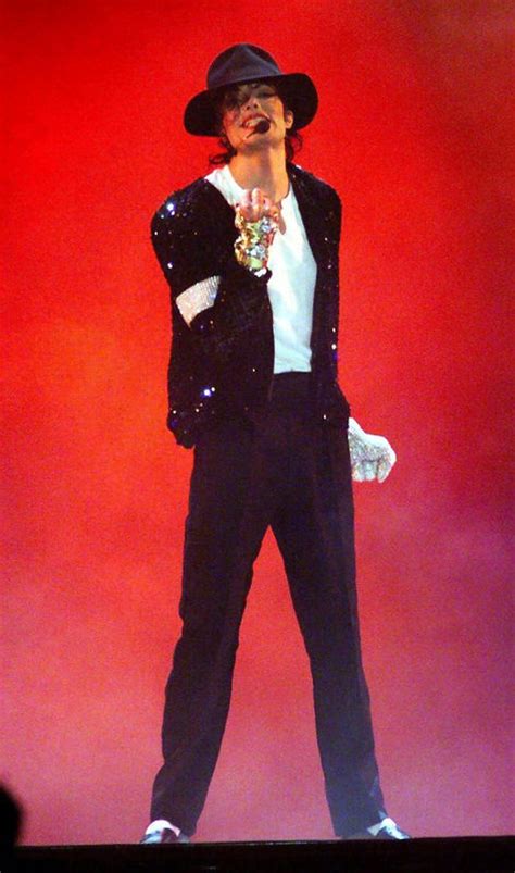 billie jean live   Michael Jackson Photo  11694074    Fanpop