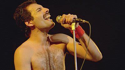 Biografia de Freddie Mercury. A maior voz da história do rock.