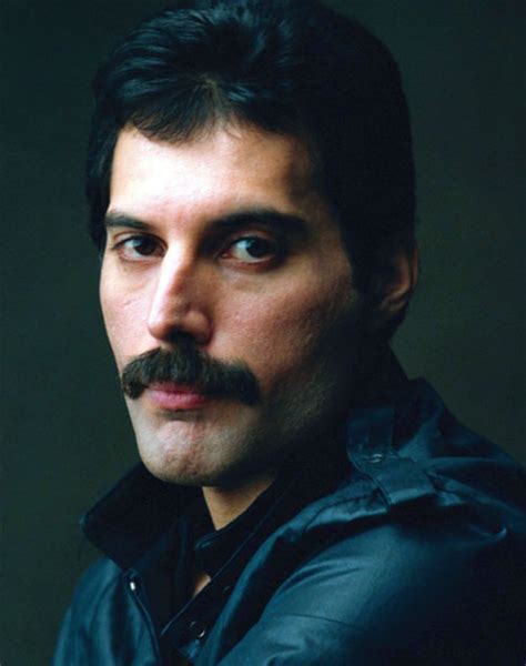 Biografia di Freddie Mercury
