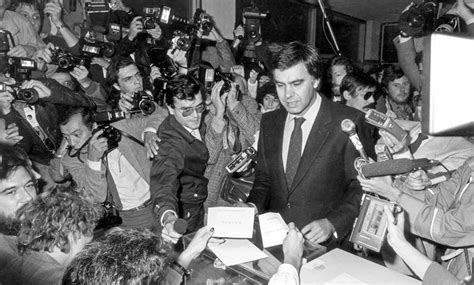 BLOGTIZONA: ®Los gobiernos del PSOE  1982 1996