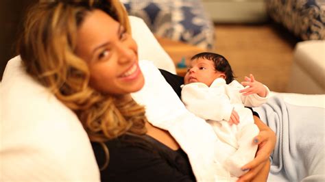 BLUE IVY CARTER and BEYONCE PICTURES!!!!
