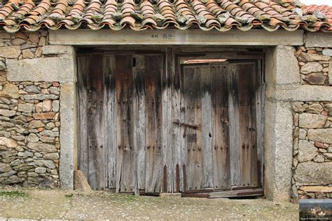 BOGAJO Salamanca: Puertas antiguas de doble hoja de madera ...