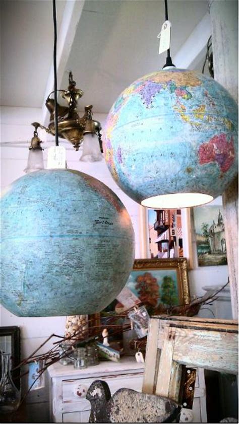 Bolas del mundo para niños: lámpara realizada con globo ...