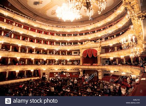 bolshoi theatre moscow the bolshoi theatre interior and ...