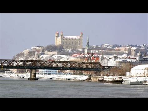 BRATISLAVA Pressburg / Eslovaquia Slovakia / City tour ...