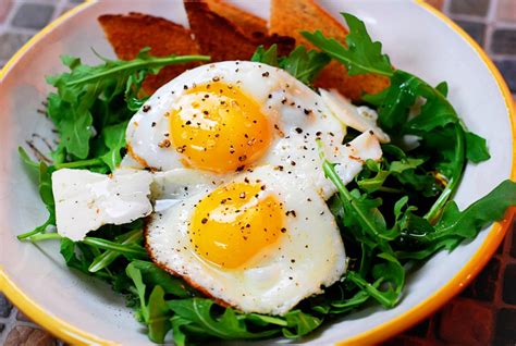 Breakfast Salad Eggs over easy over Arugula with Shaved ...
