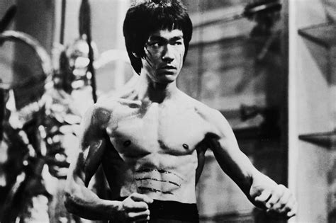 Bruce Lee Biography and Profile