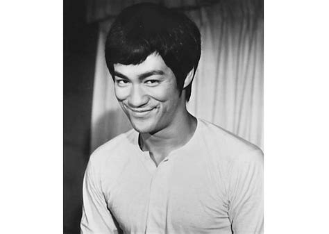 Bruce Lee Estatura, Altura, Frases, Peso, Wiki, Biografia ...