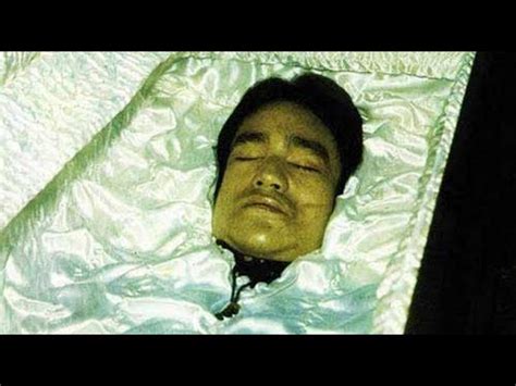 Bruce Lee s death true story | Bruce lee | Death scene ...