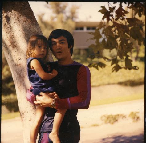 Bruce Lee s Family Photos Reveal the Quiet Life of the ...