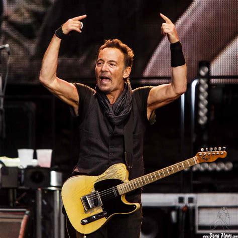 Bruce Springsteen & The E Street Band. Fotos por Dena Flows