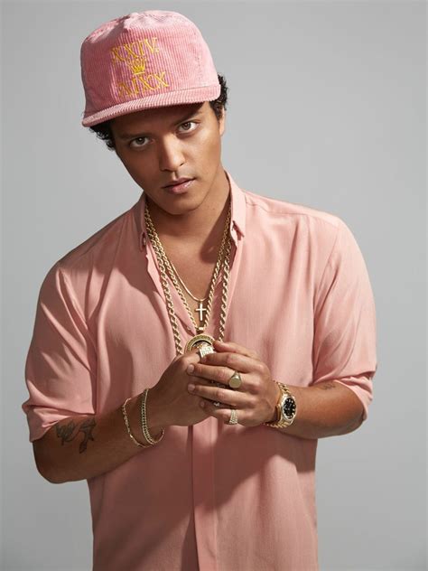 Bruno Mars Pictures | MetroLyrics