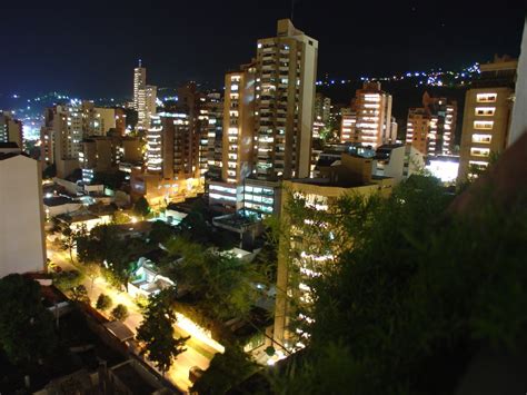Bucaramanga de noche: Panorámicas espectaculares 2006 ...