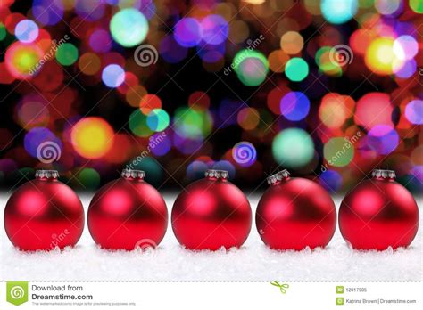 Bulbos Rojos Brillantes De La Navidad Y Luces Bonitas ...