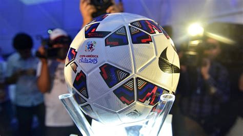 Cachaña, el balón de la Copa América 2015