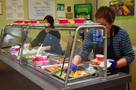 Cafeteria Cooks Up New Ideas and Menu Items – The Talon